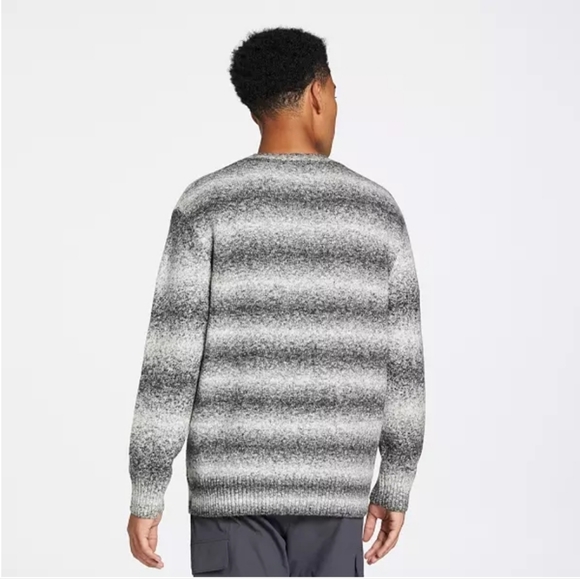 VRST Men's Sweater NEW‼️$80 Retail! - Picture 2 of 4